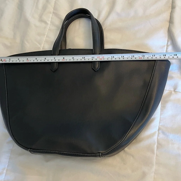 MATT & NAT Black  Leef Purse/Crossbody 
vegan. cruelty free. recycled. - Picture 14 of 16